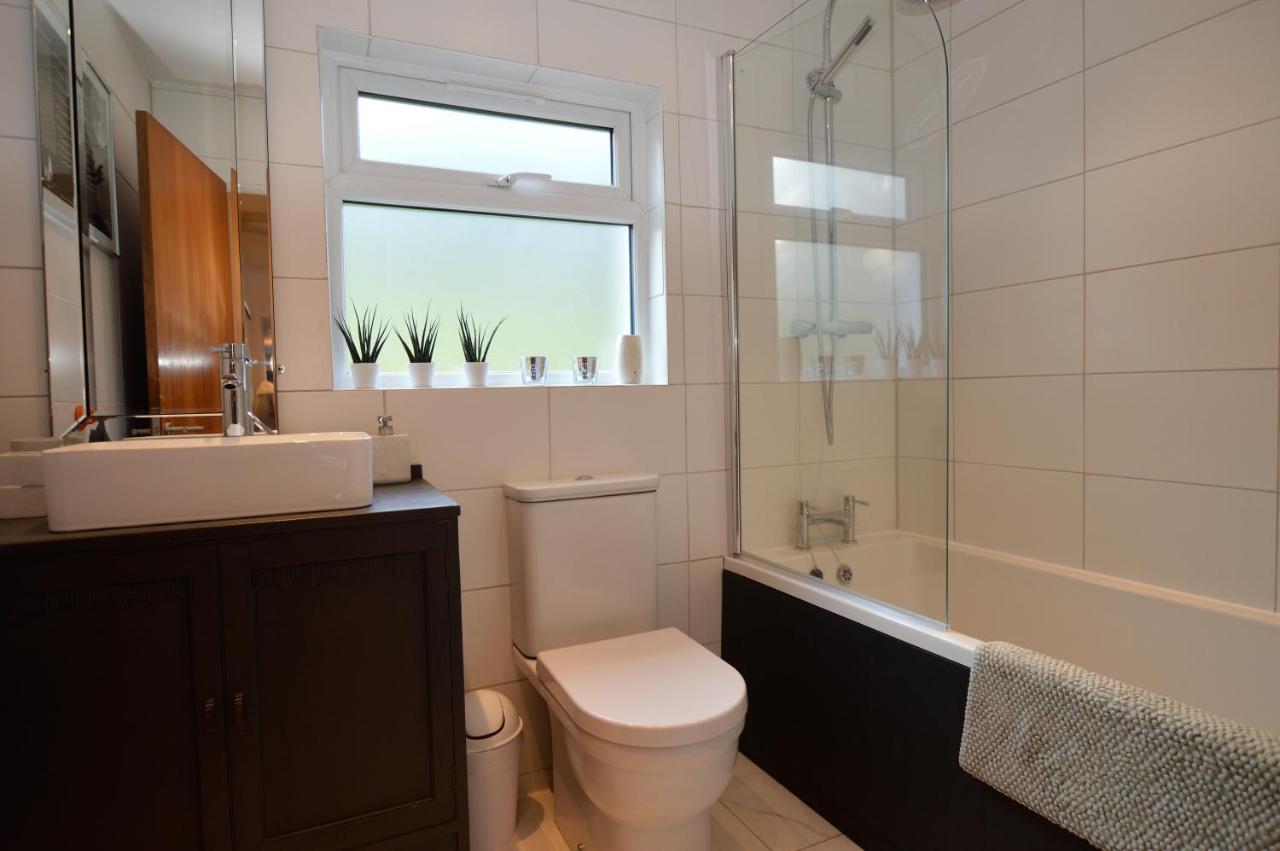 Gate Cottage Тинабруик Екстериор снимка